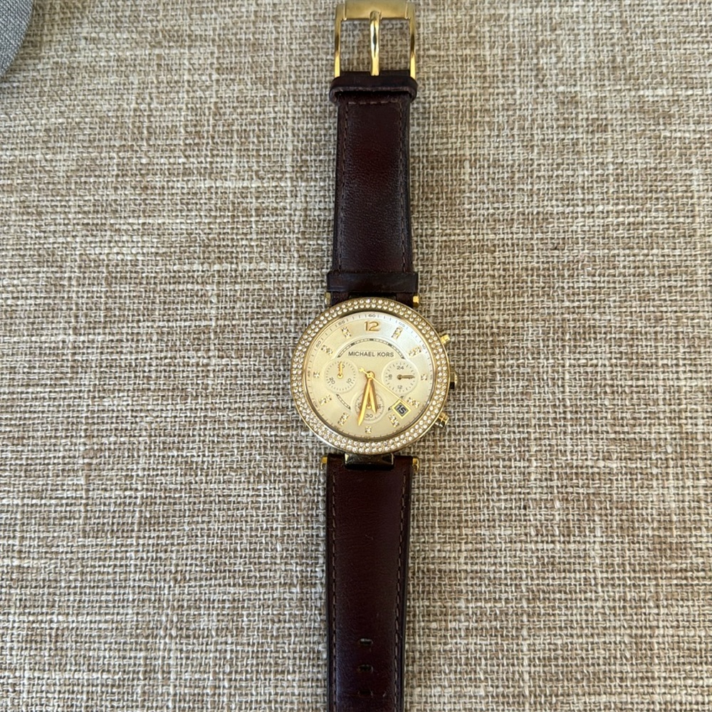 Michael Kors MK6238 Women's Brown Leather Gold Analog Dial Quartz Watch XX748